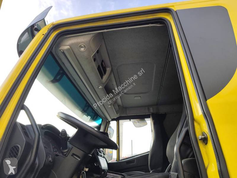 Camion Iveco 260 S 46