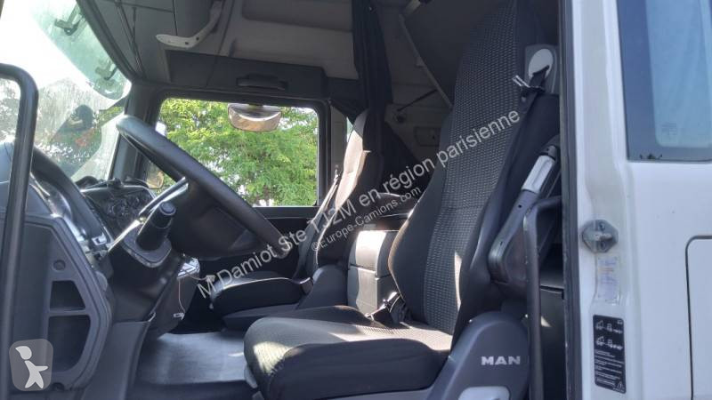 Camion MAN 8.180