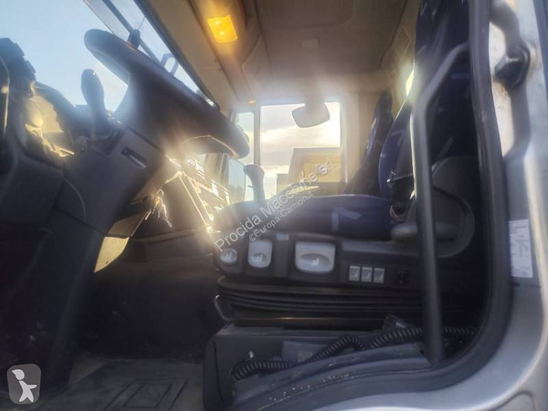 Camion Iveco 260 S 42