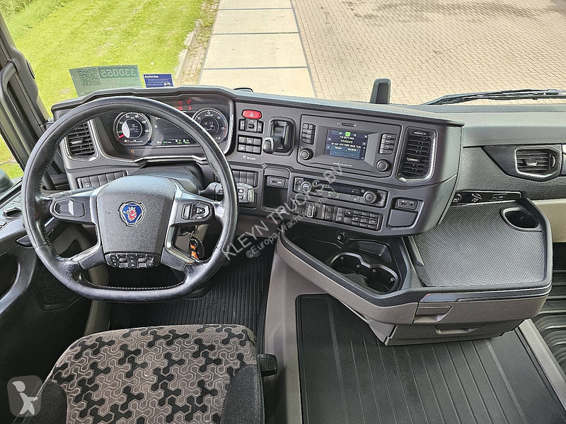 Camião Scania 450 6x2*4