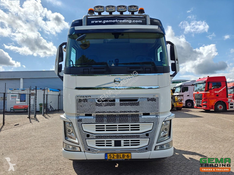 Camion Volvo 460 6x4 GlobeTrotter Euro6C - 10T...