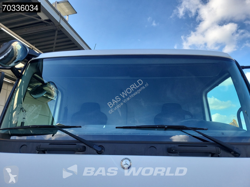Грузовик Mercedes 1523 4X2 15tonner APK 5mtr...