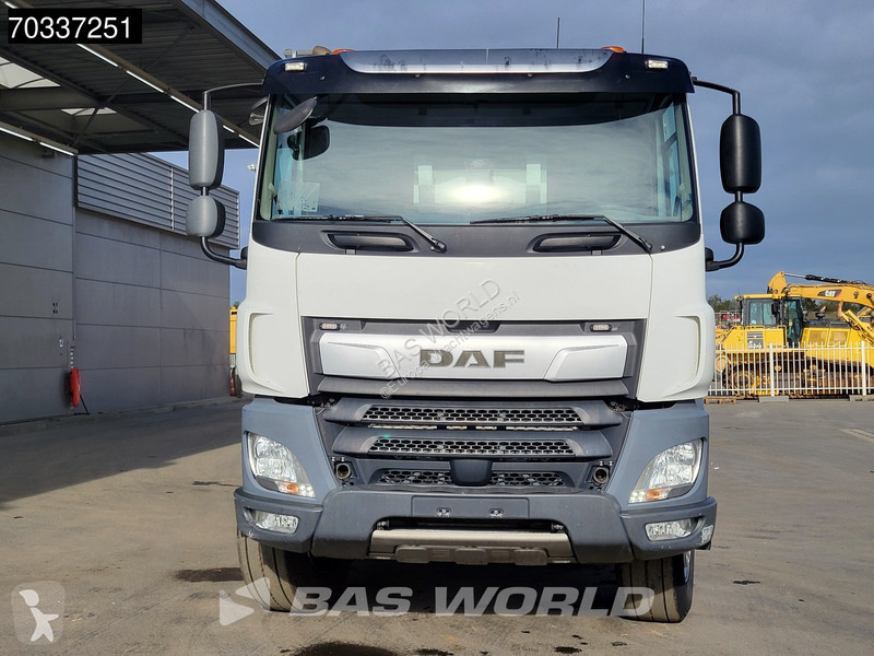 Camion DAF 450 8X4 19m3 tipper steel suspension...