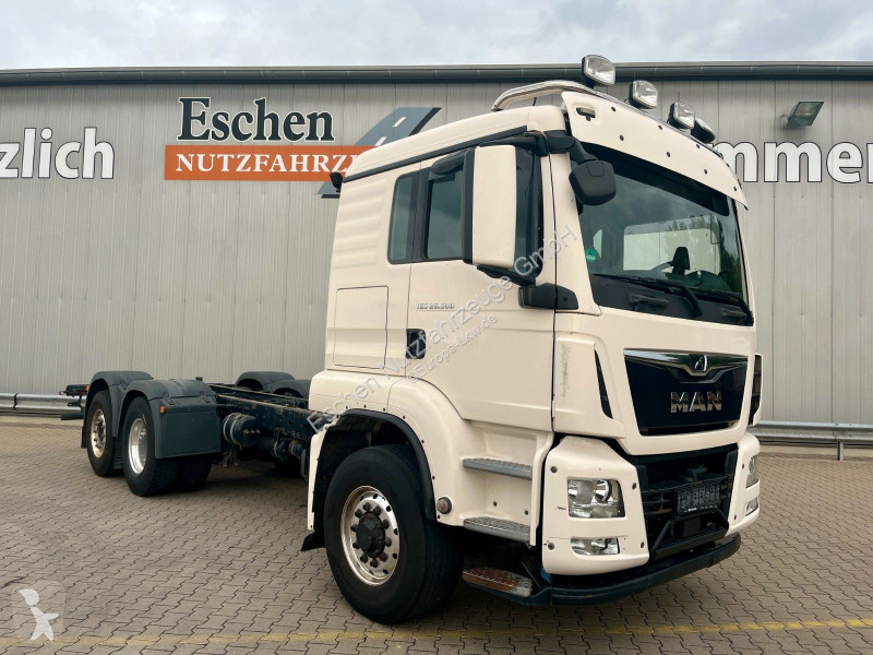 Camion MAN 26.500 6x4...
