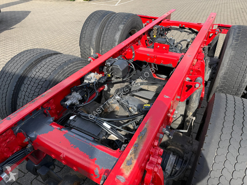 Camião Scania S650 V8 Chassis 4.35 WB Retarder...