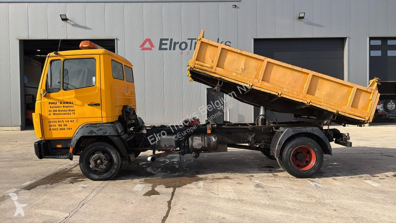 Camion Mercedes SK  (MANUAL PUMP / POMPE...