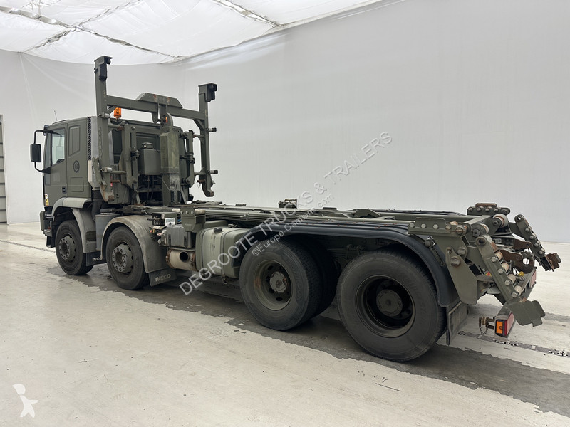 Camion Iveco Cursor 410E44
