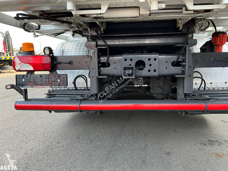 Scania Euro 6 CNG HMF 25 Tonmeter laadkraan truck