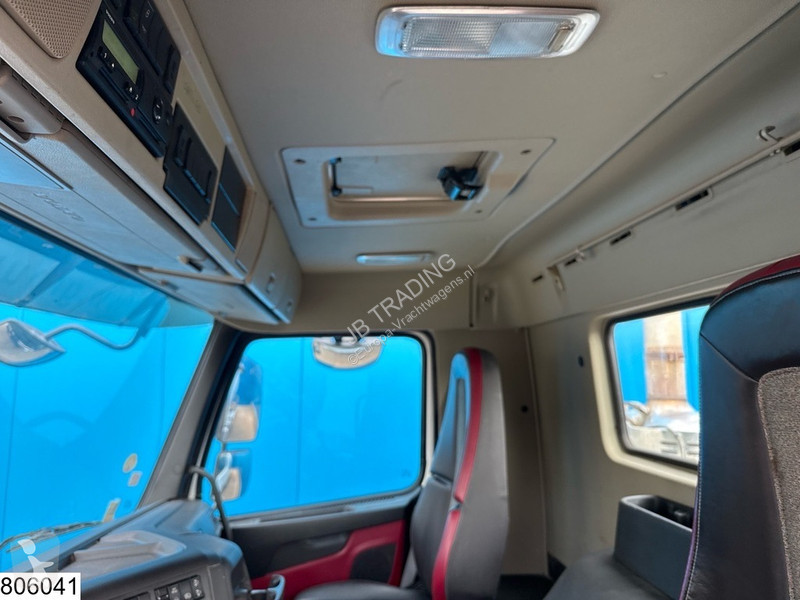 Грузовик Volvo FMX 8x4, EURO 6, Liebherr 9m3