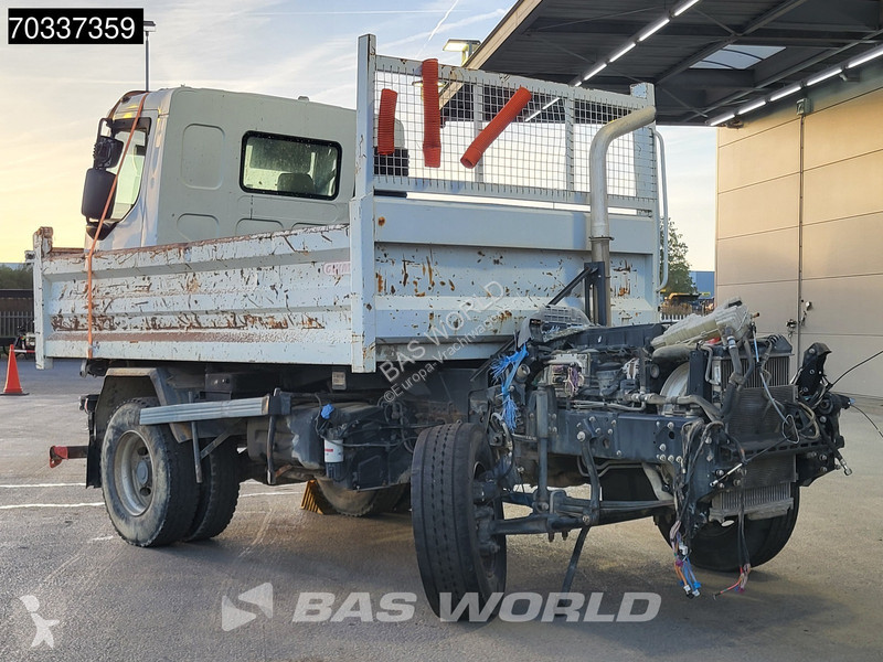 Грузовик Renault 4X2 FOR PARTS 3-way tipper...