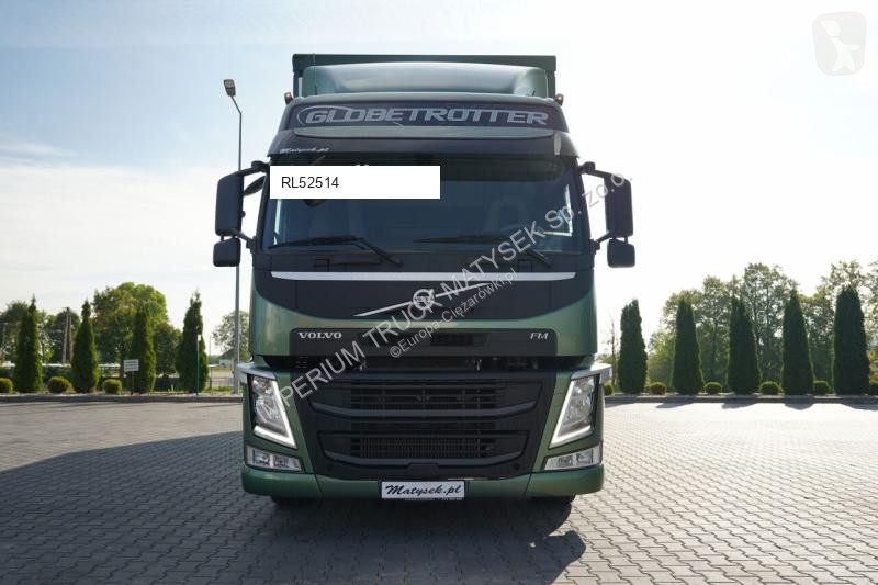 Грузовик Volvo FM 330