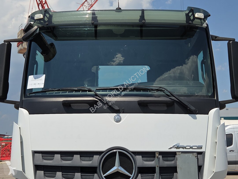 Lastbil Mercedes 2533
