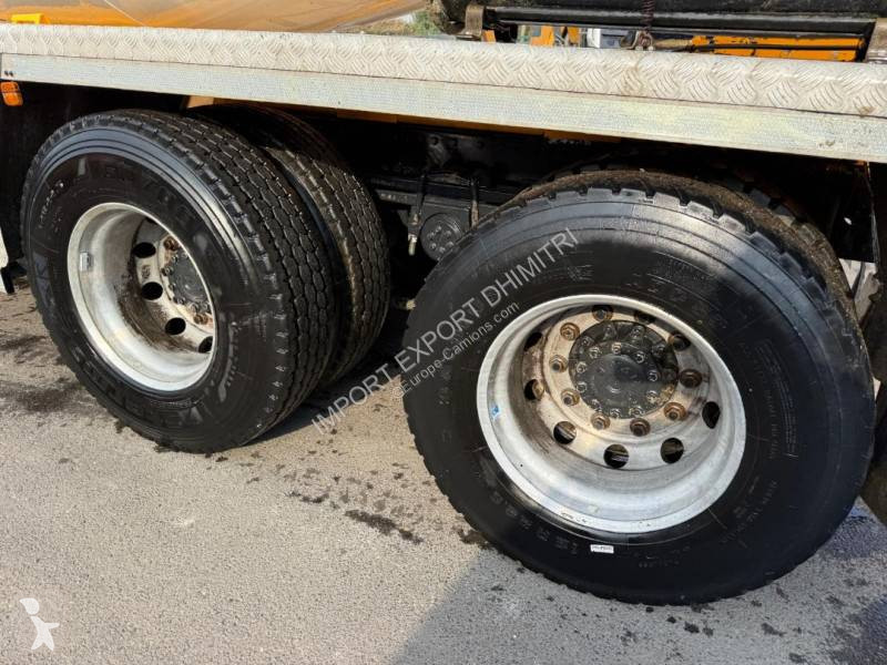 MAN 32.420 truck
