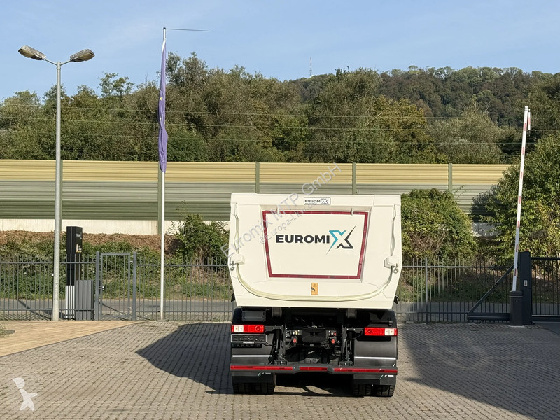 Camión Renault K 480 Renault K480 8X4...