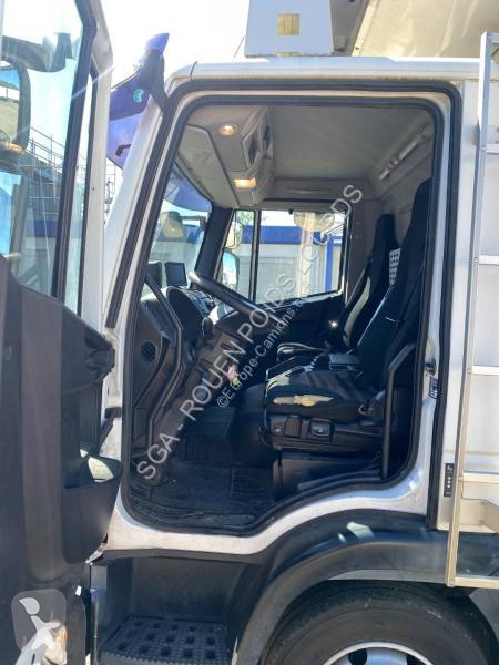 Camión Iveco 100 E 19