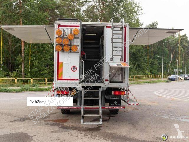 Ciężarówka Mercedes 1226 4x4 mobile workshop