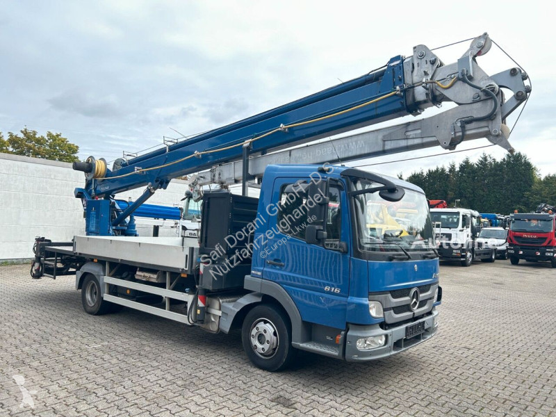 Camião Mercedes AK35-3000