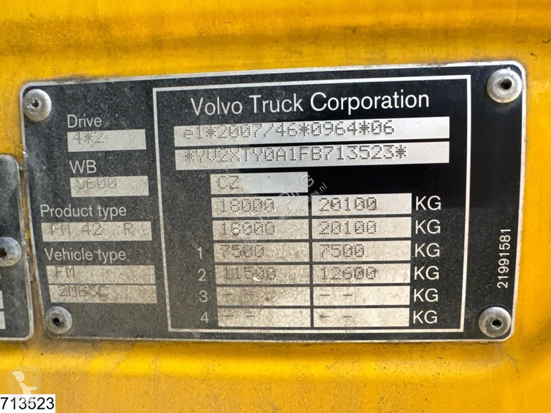 Camión Volvo 460 EURO 6, Kässbohrer, Combi,...