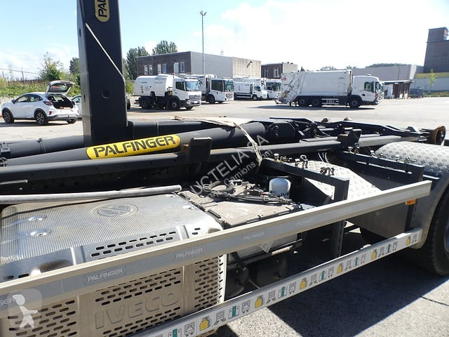 Iveco 310 truck