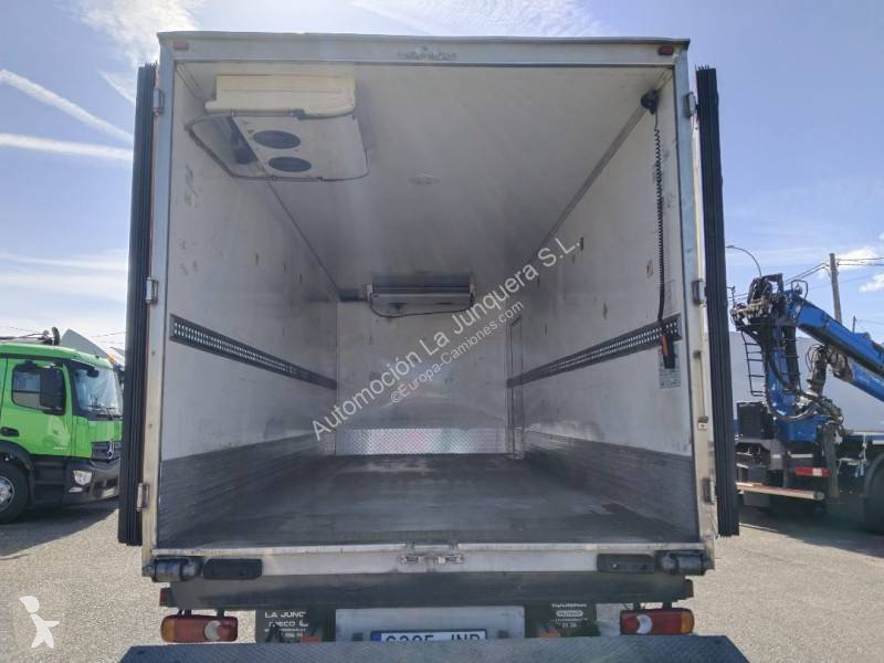 Camión Iveco 160 E 21