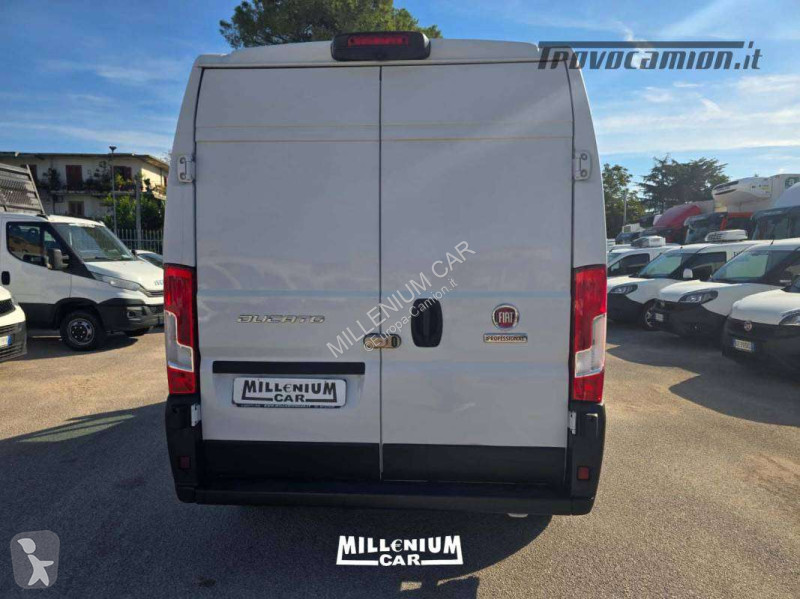 Lastbil Fiat 2023 L2H2 KM 91000 MULTIJET