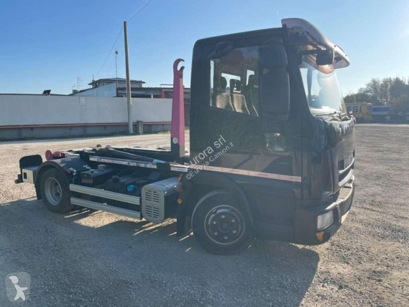Camion Iveco EUROCARGO 75E18 CON SCARRABILE NUOVO
