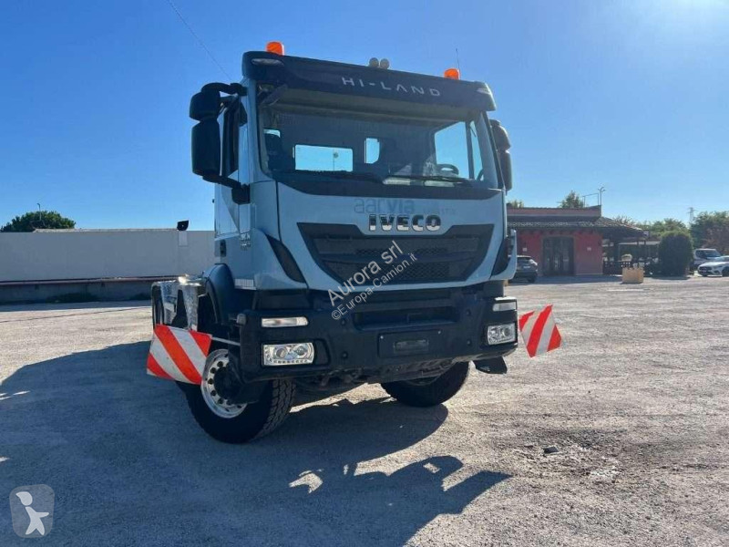 Camion Iveco TRAKKER 450 SCARRABILE
