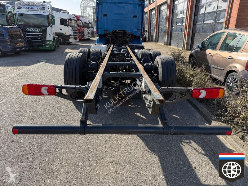 شاحنة Scania R520 6X2/4 lift and steering axle...