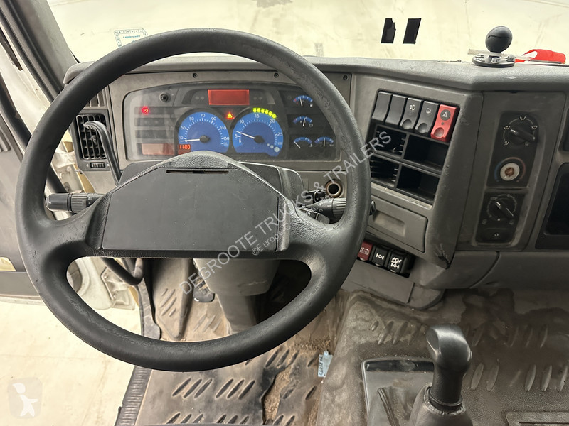 شاحنة Renault 270 DCi