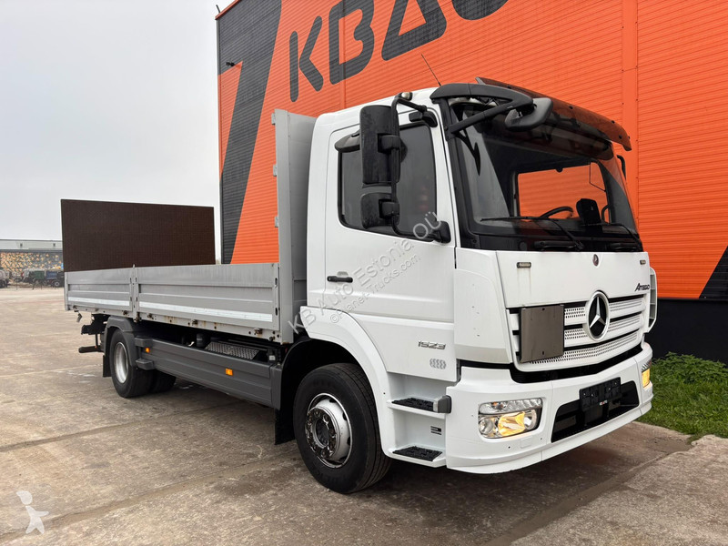 Camión Mercedes 4x2 LOW MILEAGE !