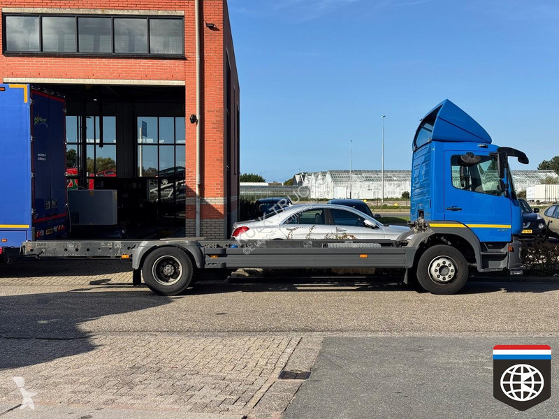 Камион Mercedes ATEGO 1218 L - chassis cab -...