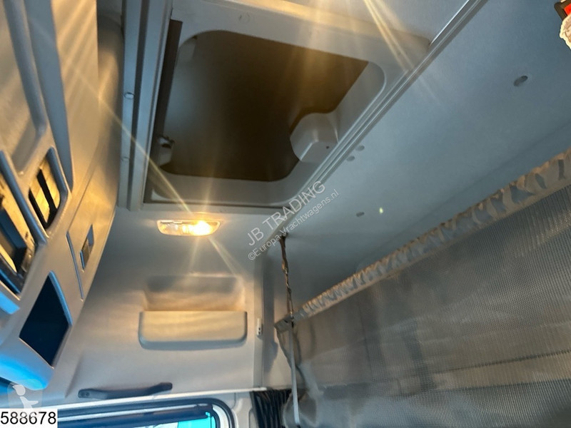 شاحنة Mercedes atego 1530