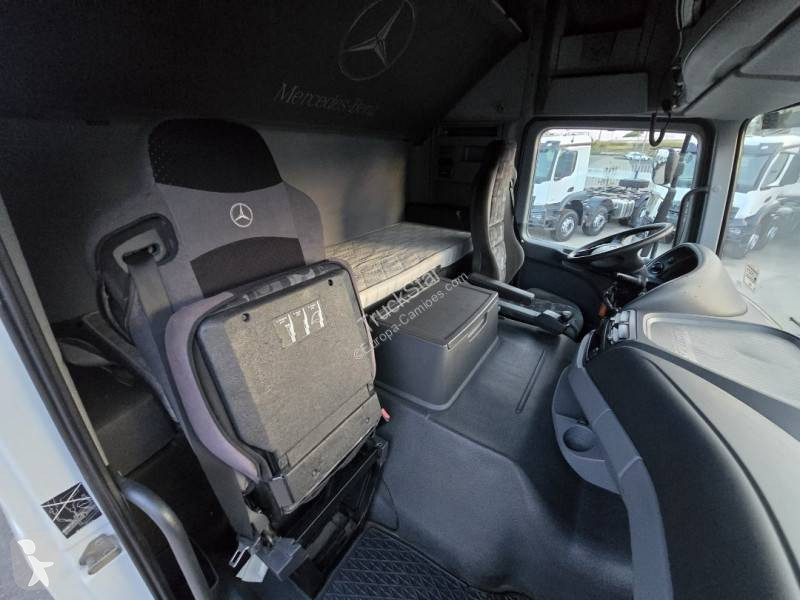 Kamion Mercedes 3355