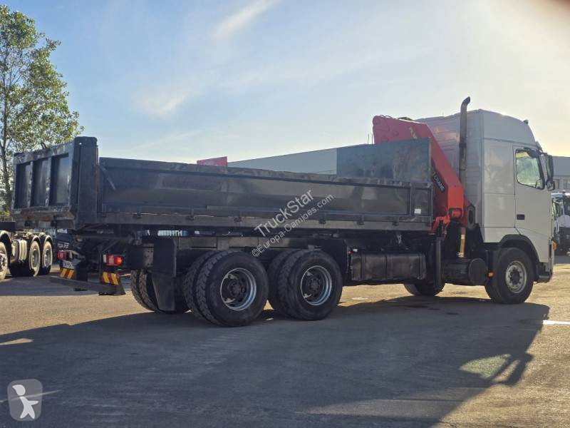 Kamion Volvo 550