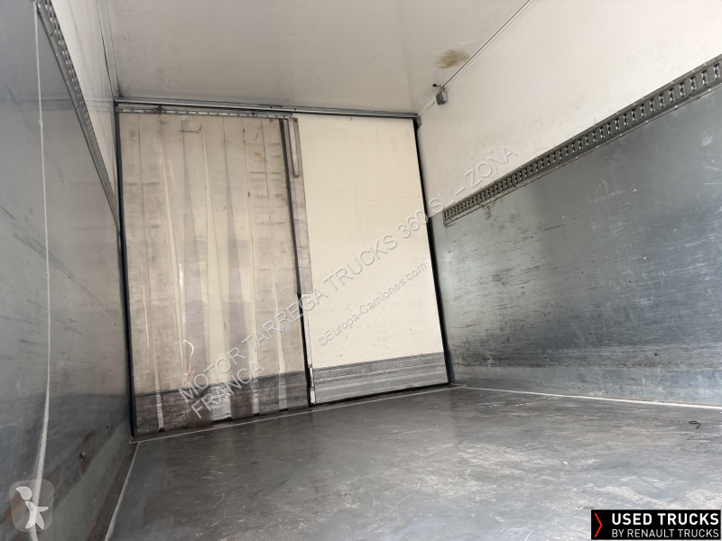 Iveco D Cab 2 truck