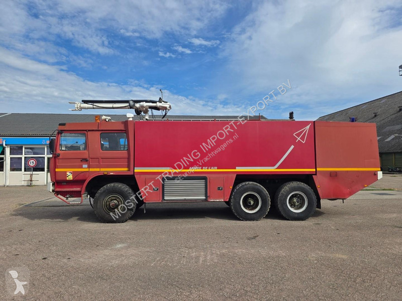 Renault VMA 105 AA Sides Renault VMA 105 AA...