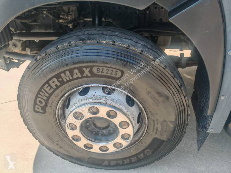 MAN  truck