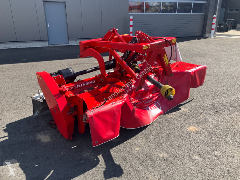 320 FC truck