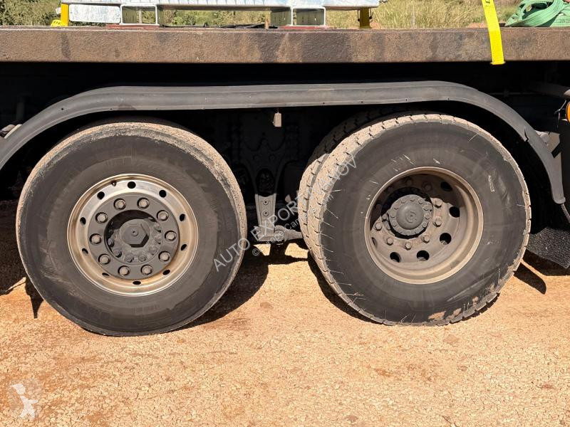 Iveco 570 truck