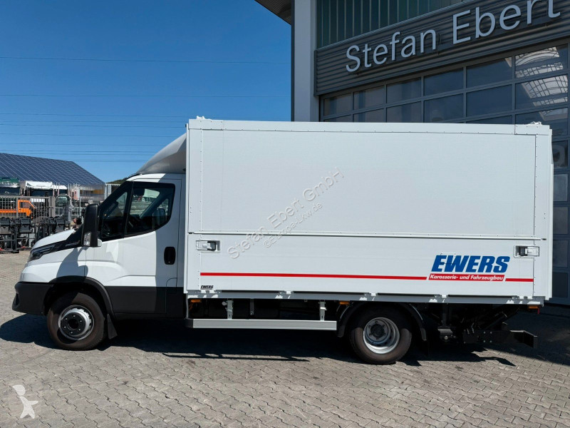 Kamion Iveco 70C21HA8/P Ewers Getränkekoffer