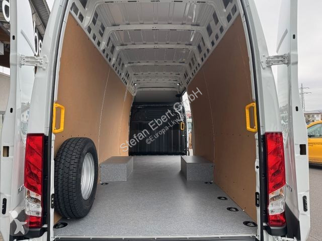 Iveco 70C21 truck