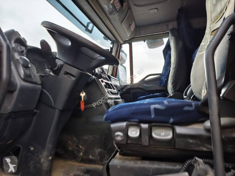 Kamion Iveco 260 S 42
