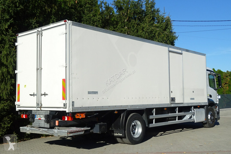 Mercedes 1827 Euro 6 kontener 21 pal 387tys.km...