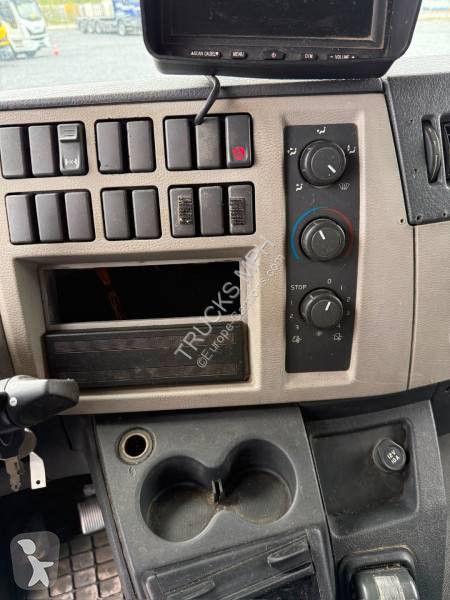 Volvo 240 truck