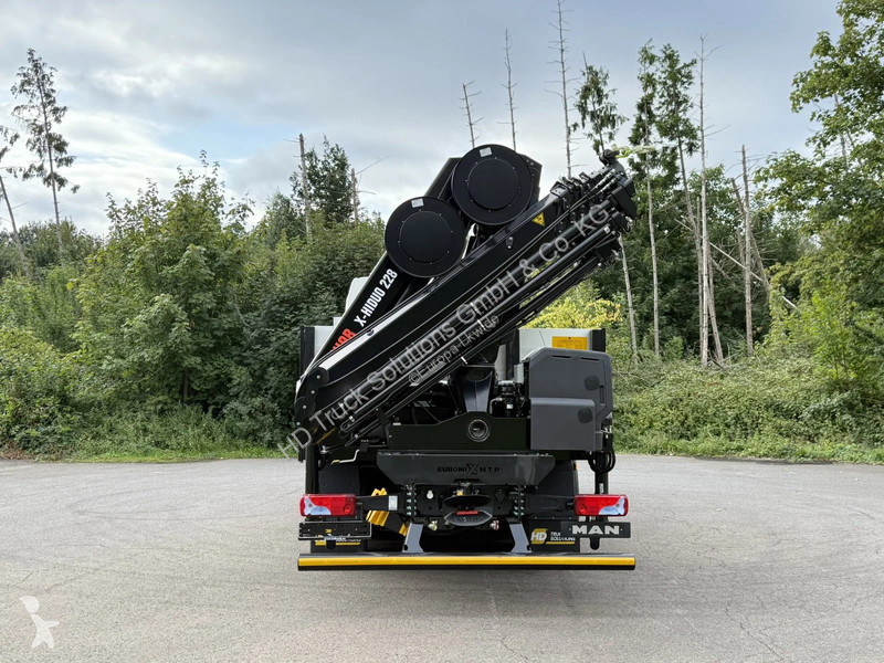 Lastbil MAN 26.520 MAN  26.520 LL 6x2 Hiab...