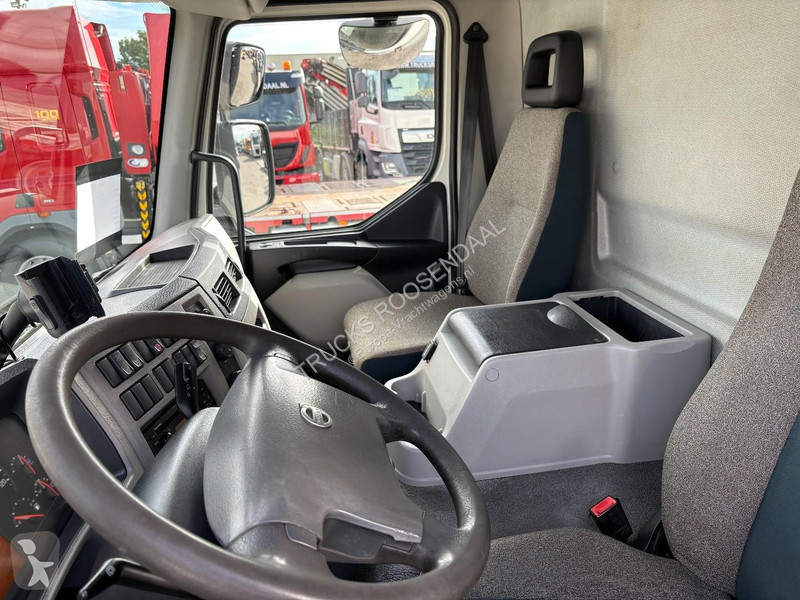 Kamion Volvo 250 + 12t + 6cyl + BOX 7.28 + EURO...