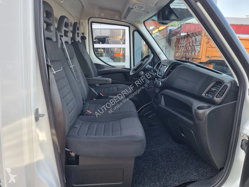 Kamion Iveco 35C16/ 3.0D/ Chassiscab/ WB 410/...