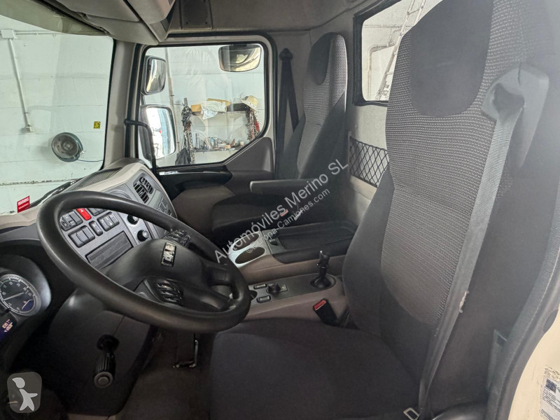 DAF LF 55.210 truck