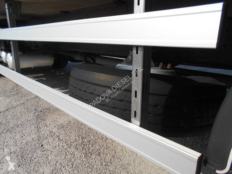 Kamion Iveco 260 S 36