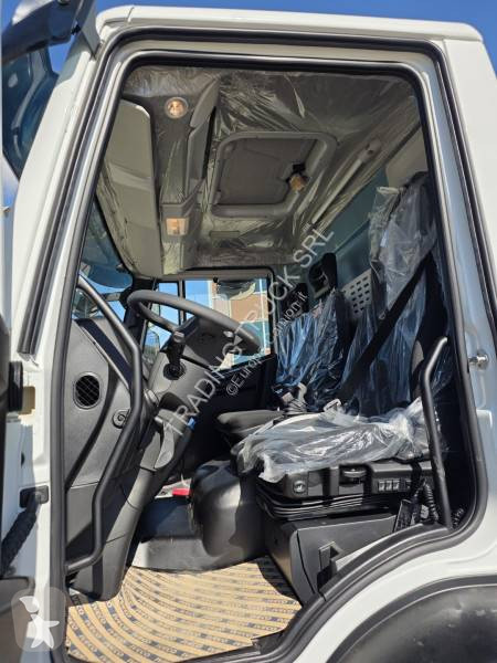 Lastbil Iveco 180 E 28